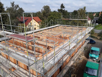 Vorbereitungen zum Verlegen der Decke