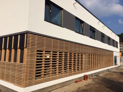 Holz-Vorhangfassade